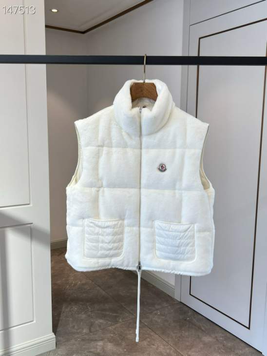 Picture of Moncler Down Jackets _SKUMonclerS-L26yr15237432
